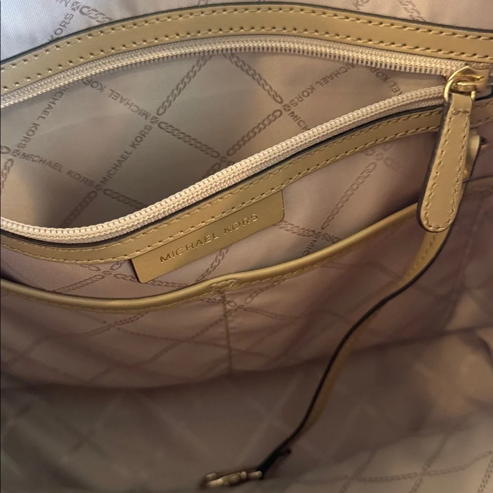 Authentic Michael Kors